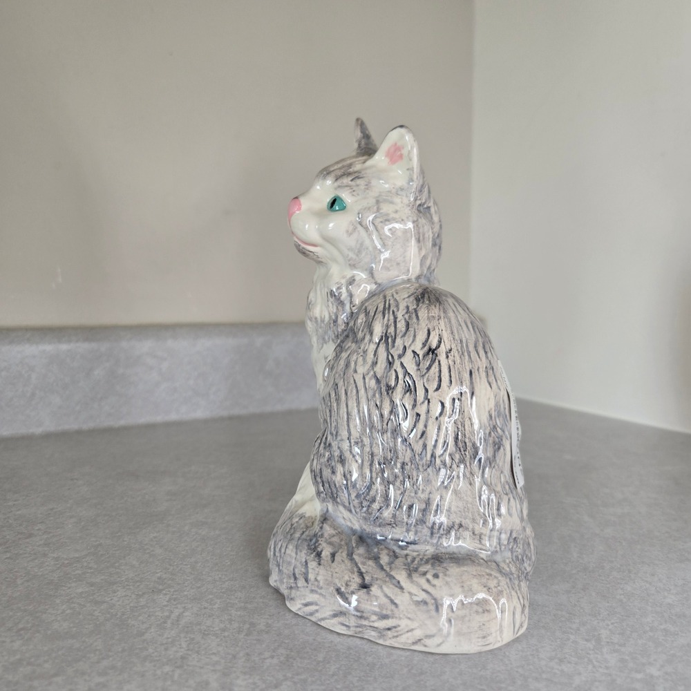 Vintage Ceramic Cat Figurine Gray White Aqua Pink Cat Lover‎ Decor Cute Kitten - Picture 2 of 7